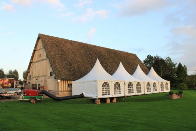 Location de chauffage mobile au fuel pour tente a Auzouville l'Esneval prés de Rouen